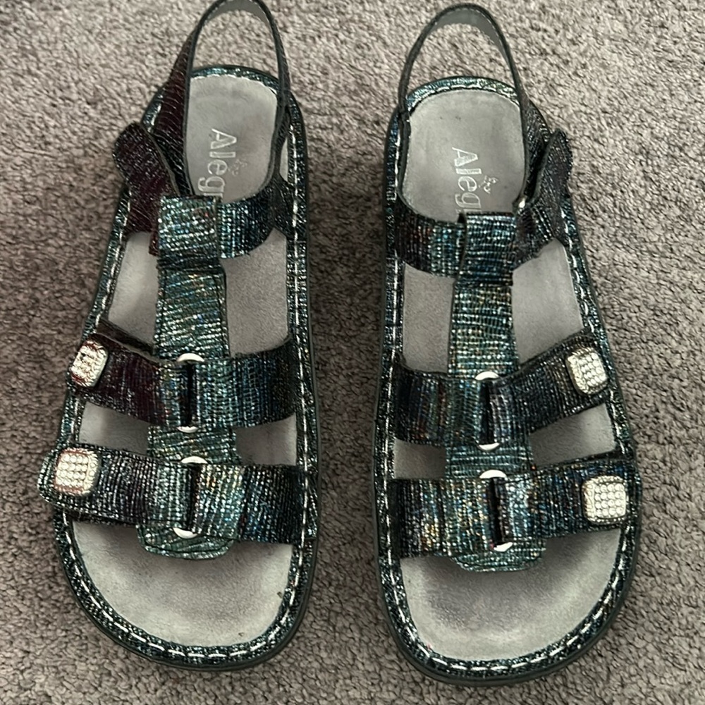 Alegria Kleo Glimmer Glam Sandles Size 39